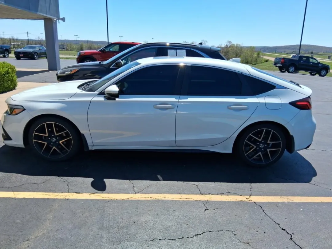 2022 Honda Civic - 19XFL1G89NE000659 - Image #1